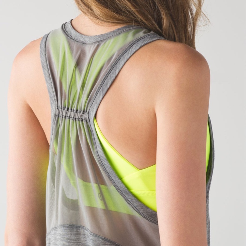 GREY & NEON GREEN LULULEMON WORK THE CIRCUIT TANK!